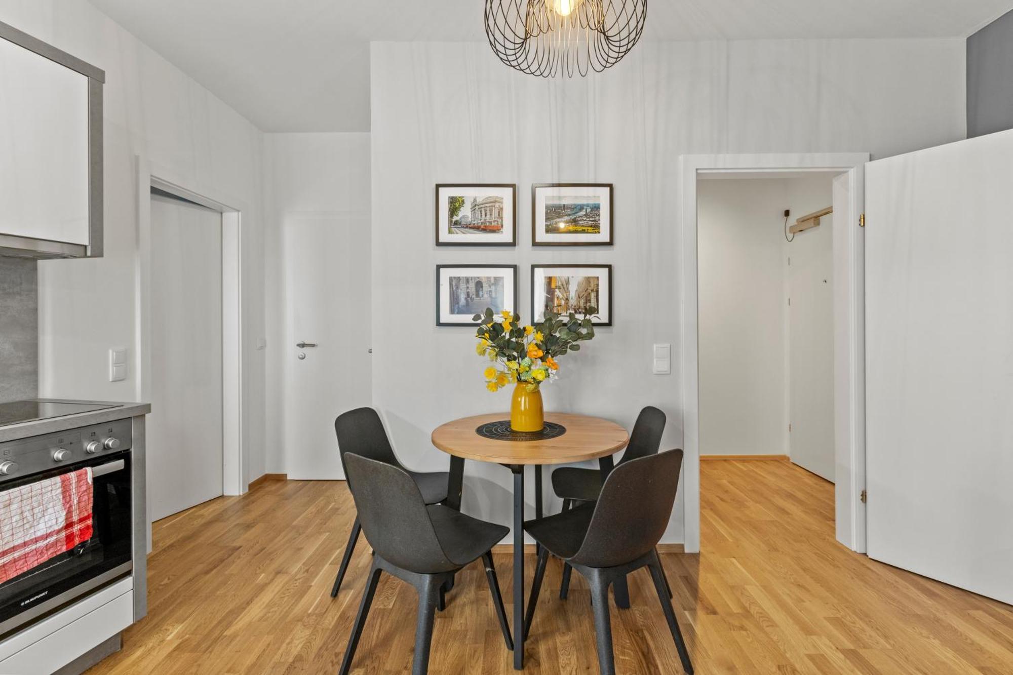 1 Min To Public Transport - 3 Min To Supermarket And Pharmacy - On-Site Parking For 19,90 Eur Βιέννη Εξωτερικό φωτογραφία